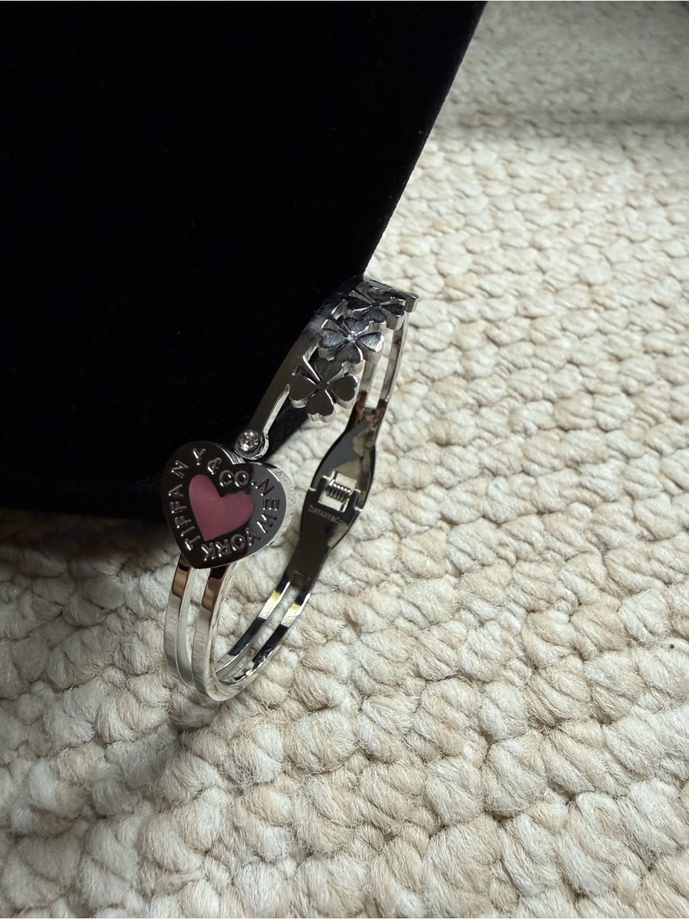 Fashion Jewelry Silver Tone Bracelet with Pink Heart Charm